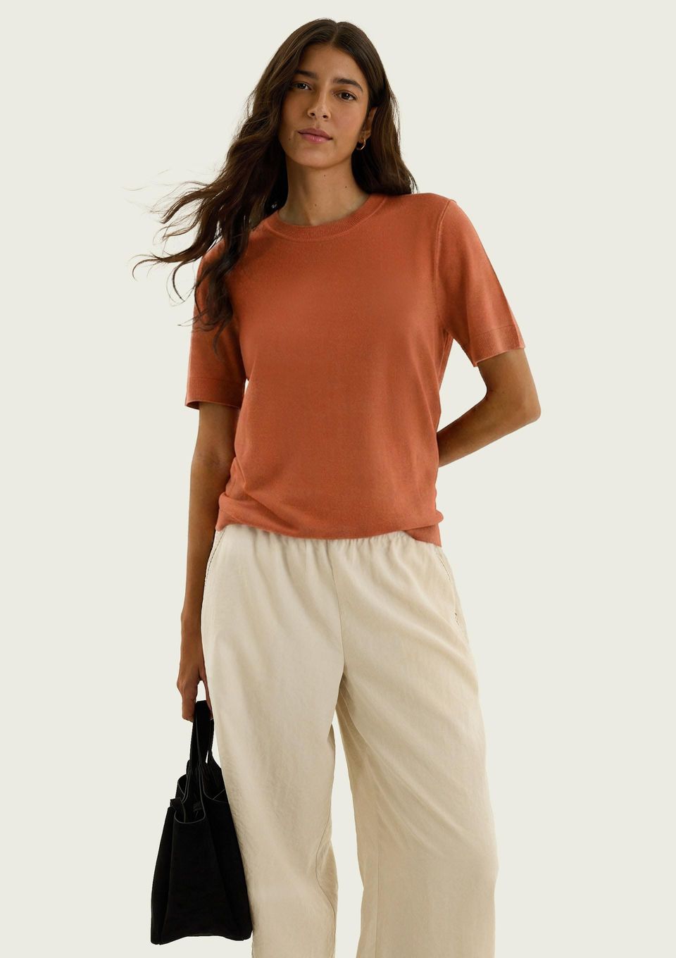Blusa Feminina Manga Curta em Tricô Leve - Laranja