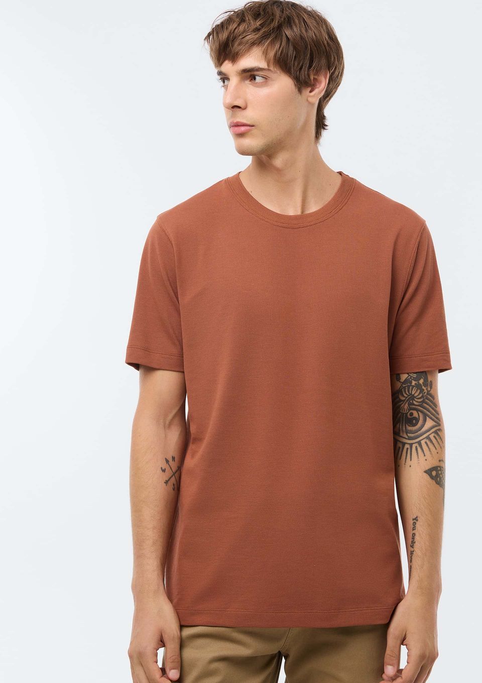 Camiseta Masculina em Malha Piquet Pima - Marrom