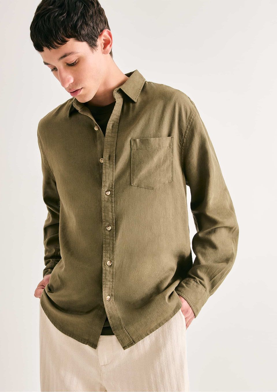 Camisa Básica Masculina Manga Longa Slim em Linho - Verde