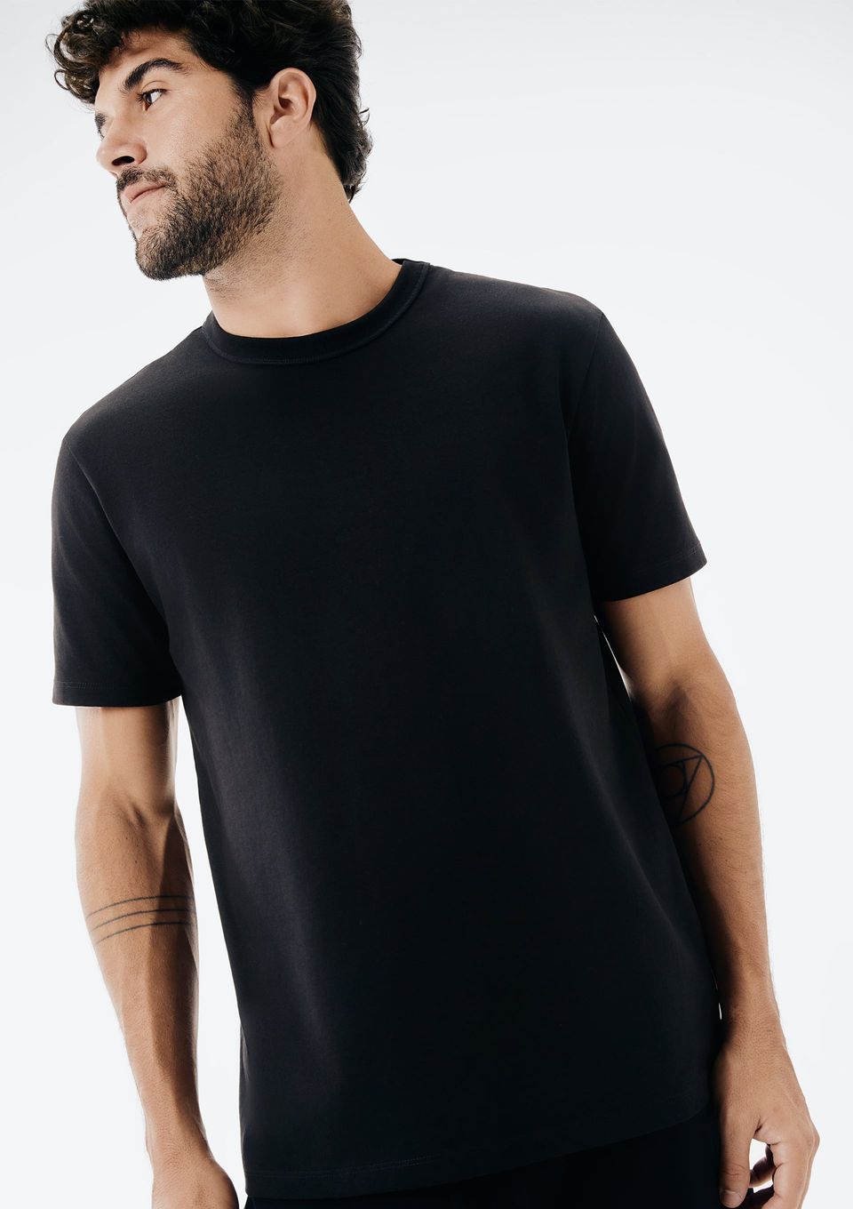 Camiseta Masculina Texturizada em Algodão Peruano - Preto