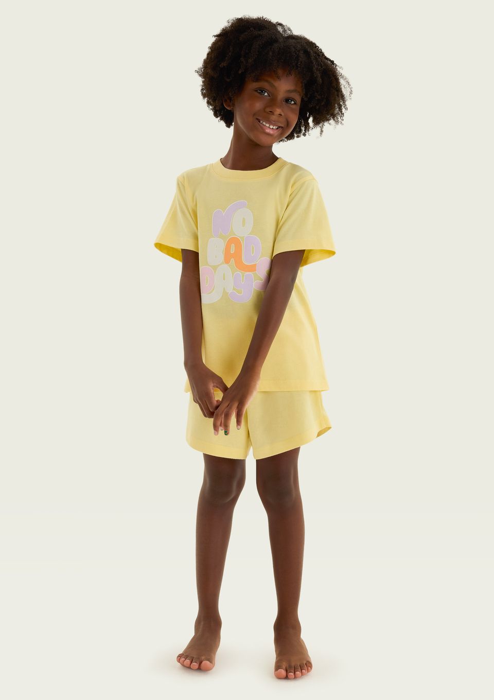 Pijama Infantil Menina Curto com Estampa - Amarelo