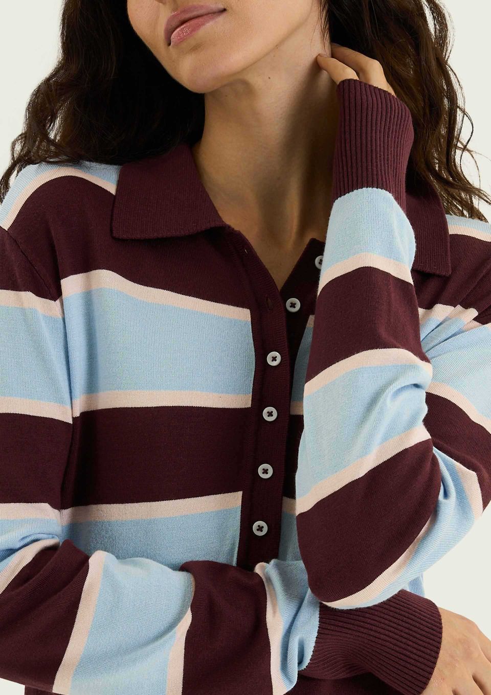 Polo Feminina Manga Longa Listrada em Tricô Leve - Azul