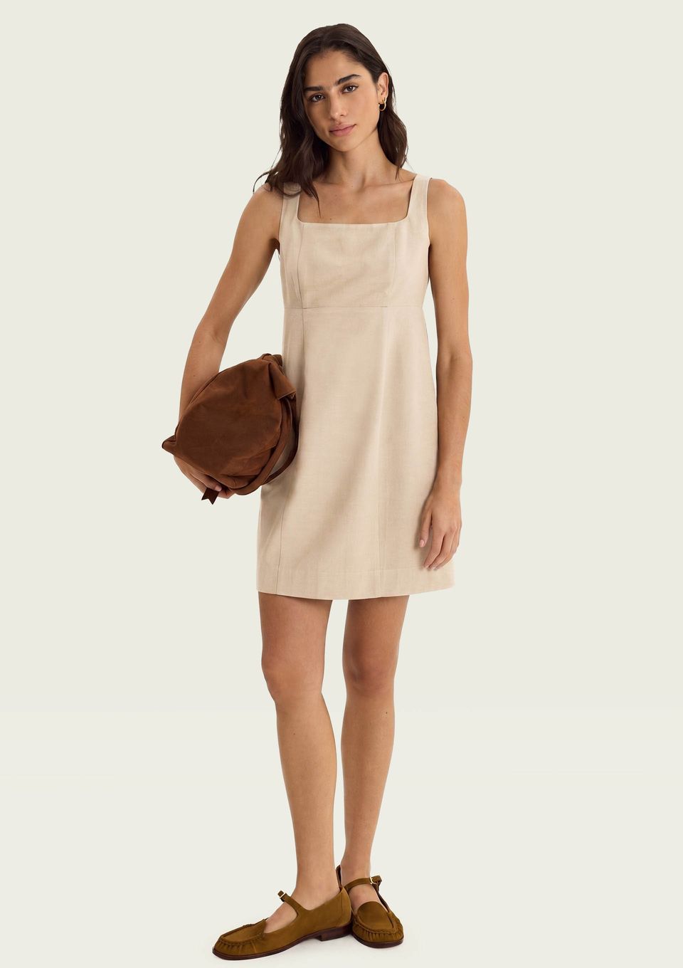Vestido Curto Decote Reto com Linho - Creme