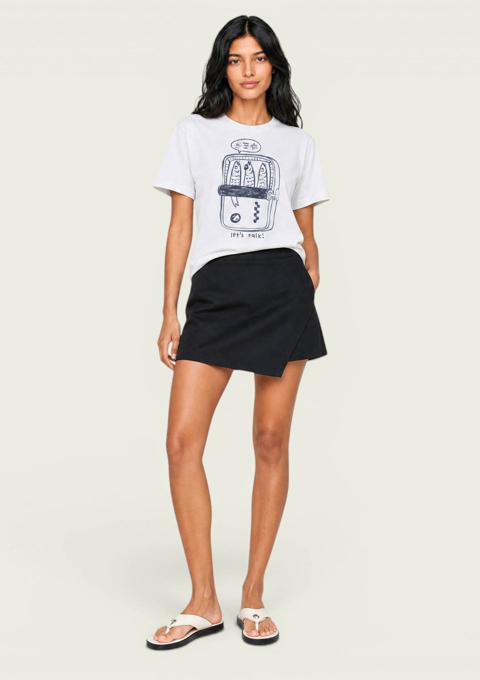 Shorts Saia em Alfaiataria - Preto