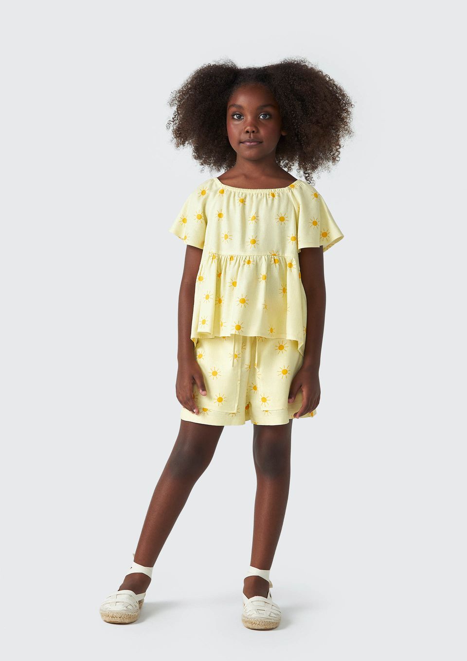 Shorts Infantil Menina Estampado com Linho - Amarelo