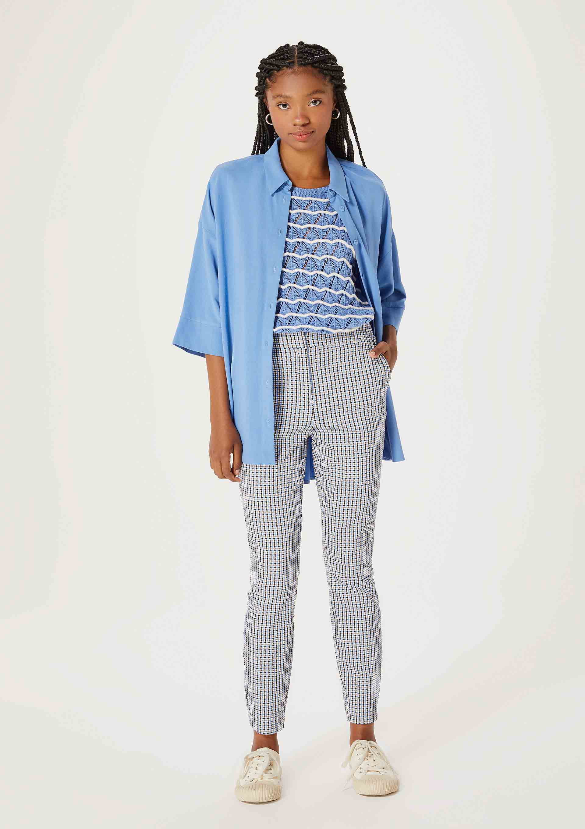 Calça Feminina Slim Estampada Cintura Média em Alfaiataria - Azul — Hering