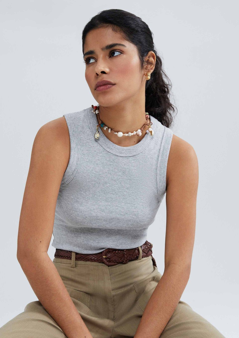 Regata Básica Feminina Slim Neck - Cinza