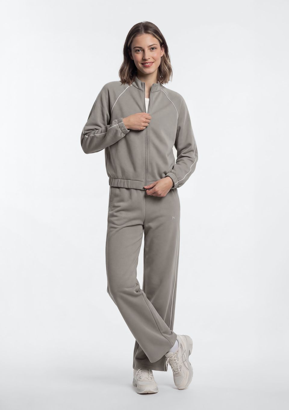 Jaqueta Esportiva Feminina Bomber Easy Care - Caqui