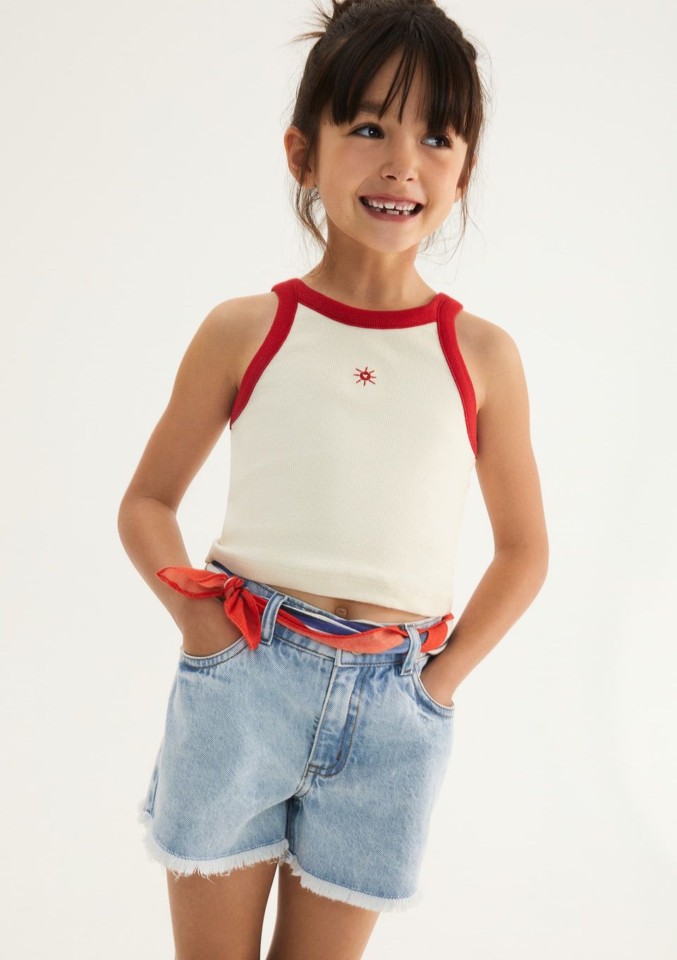 Shorts Jeans Infantil Menina Barra Desfiada - Azul