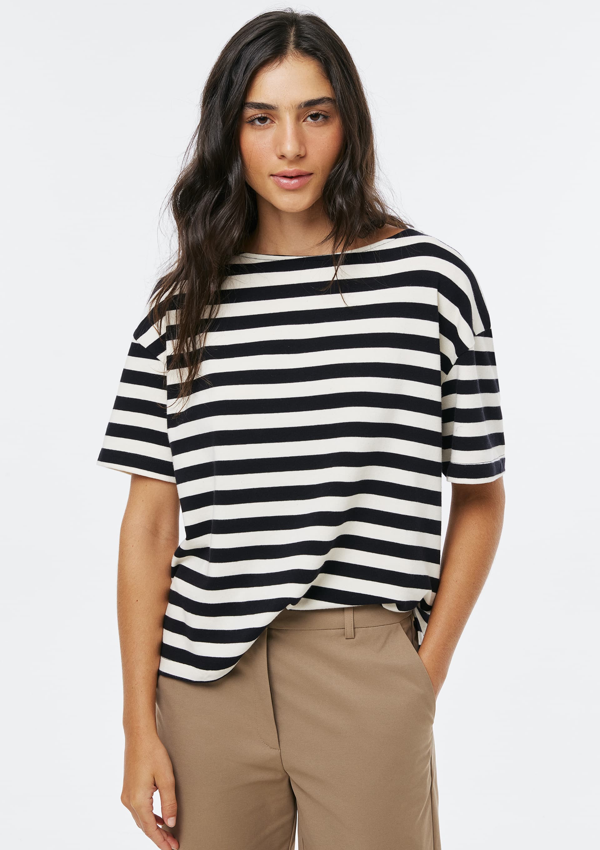 Blusa Feminina em Malha Listrada - Preto — Hering