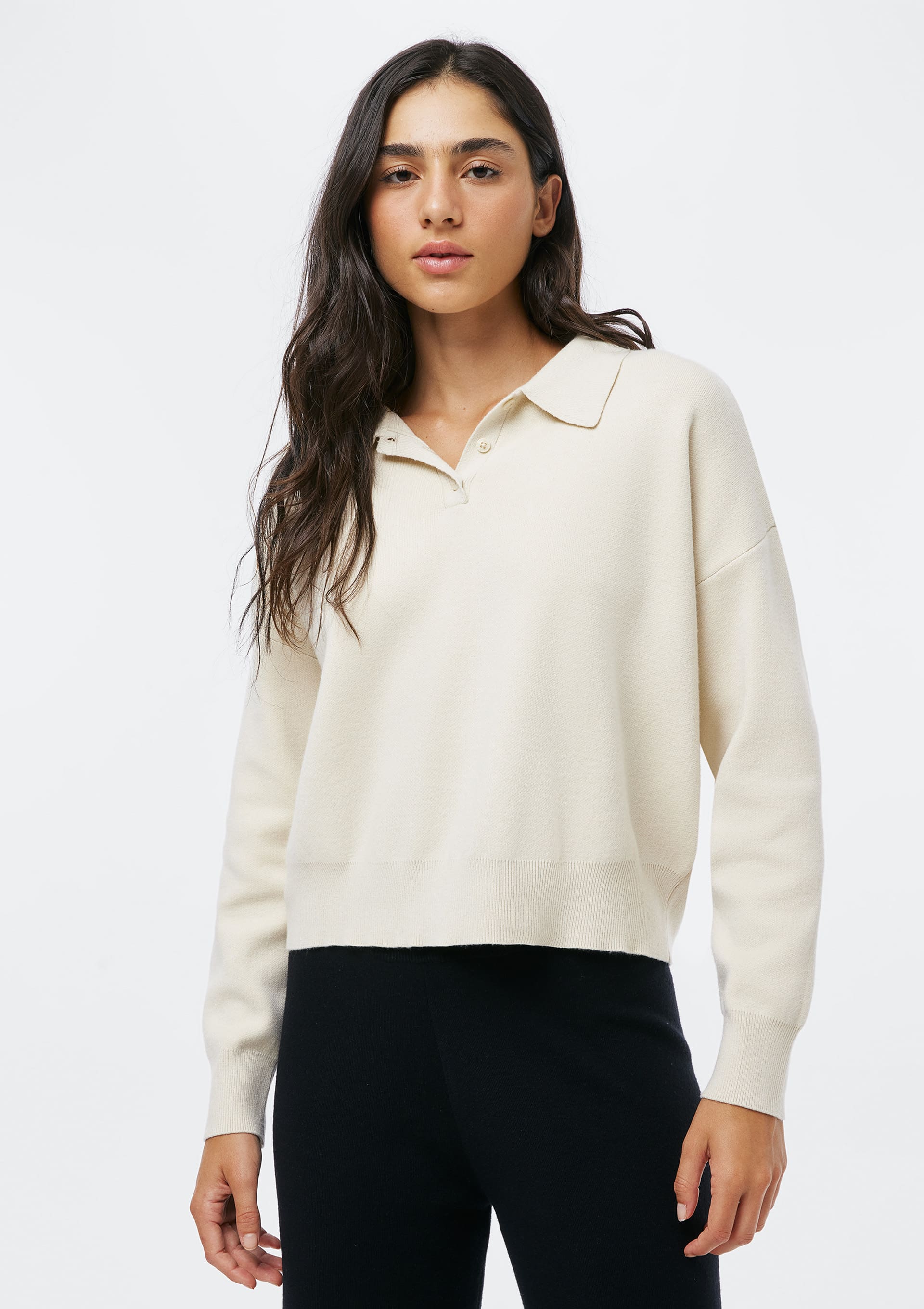 Blusão Polo Feminino Boxy em Tricô - Off White — Hering