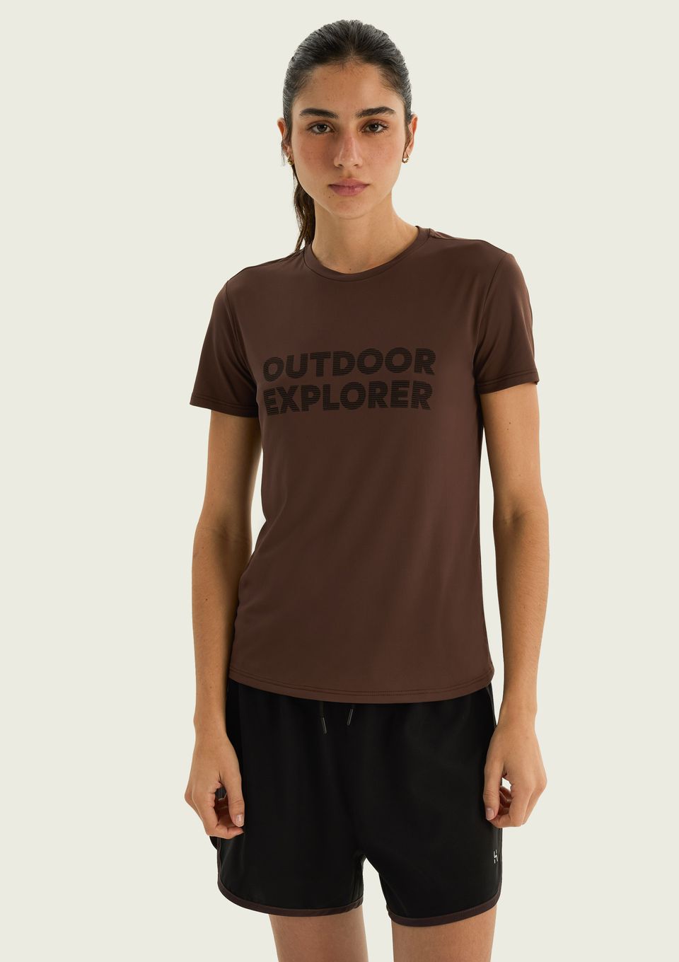 Camiseta Esportiva Feminina com Estampa - Marrom