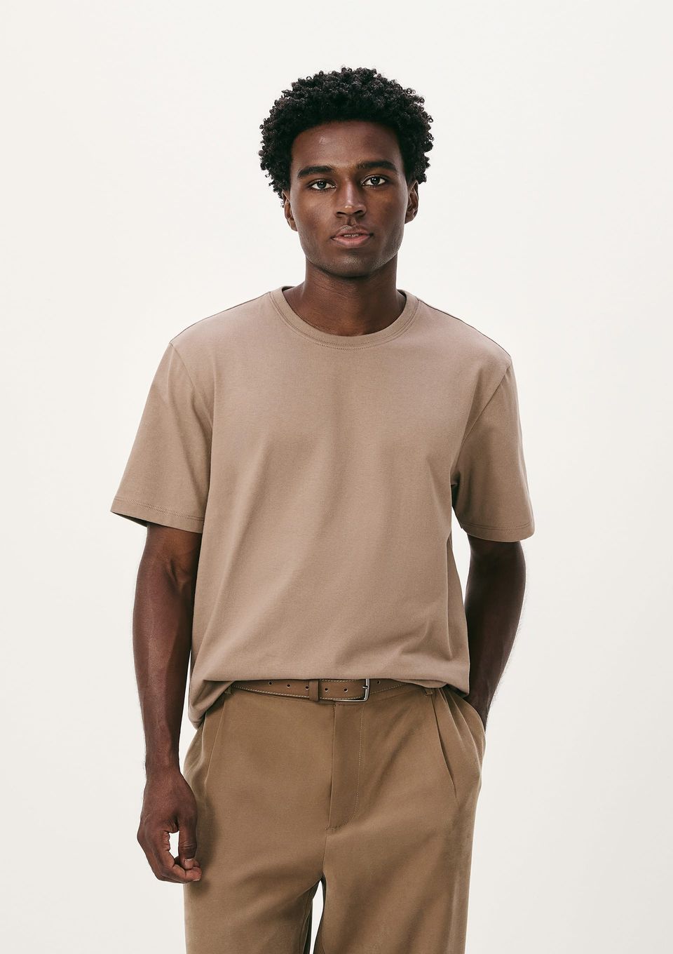 Camiseta Básica Masculina Comfort Super Cotton - Marrom