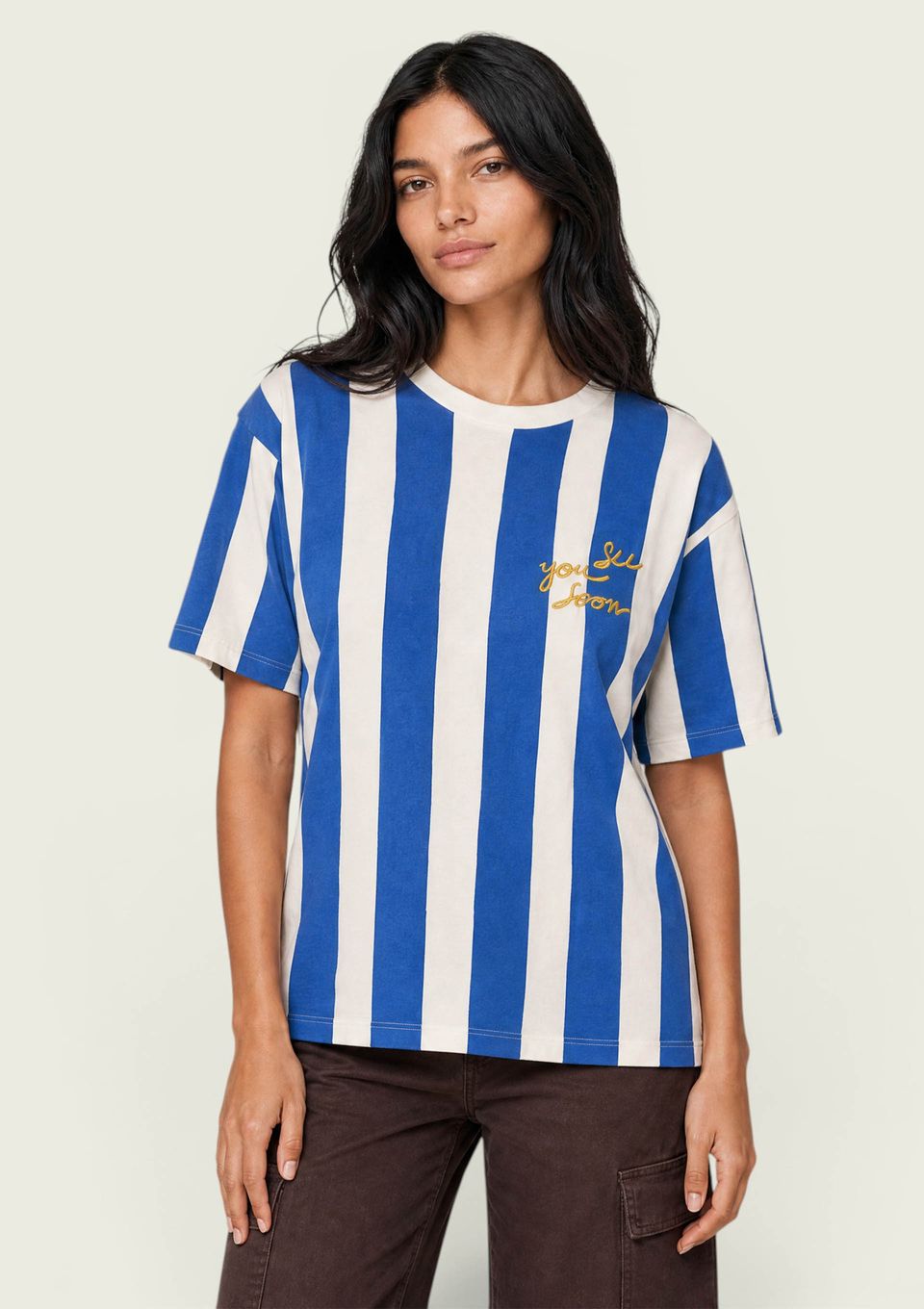 Camiseta Feminina Listrada com Bordado - Azul
