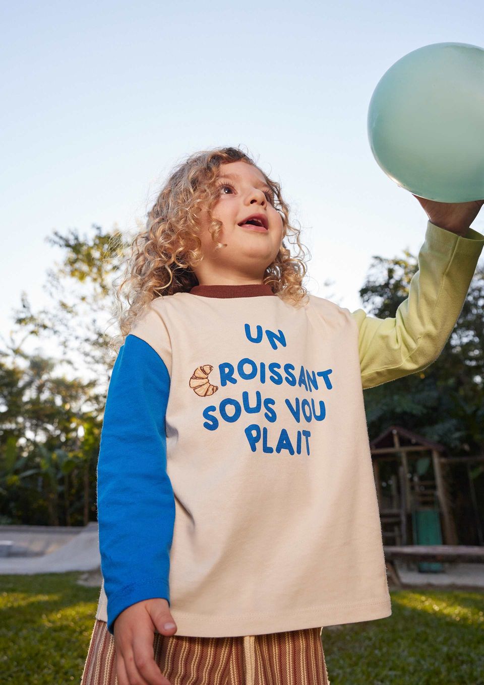 Camiseta Infantil Unissex Manga Longa com Estampa Hering Kids + Renata Vanzetto - Off White