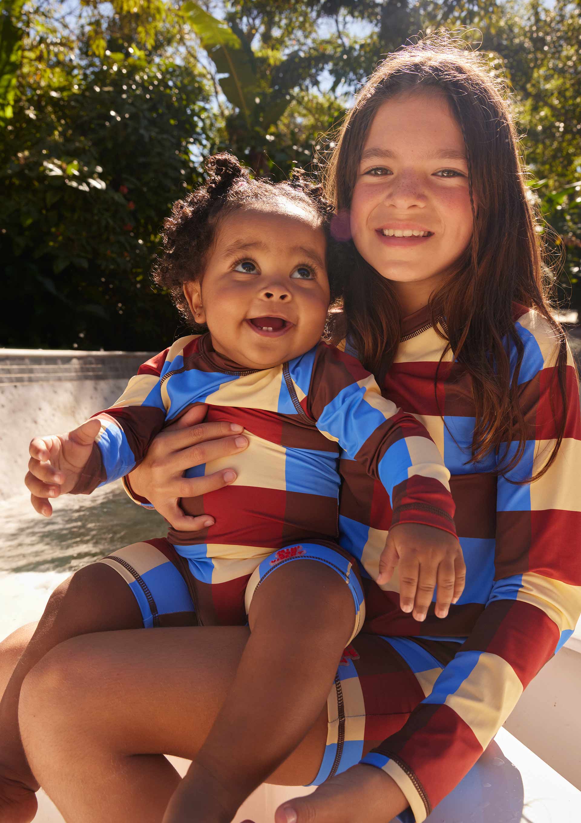 Macaquinho Infantil Unissex em Lycra com Estampa Hering Kids + Renata Vanzetto - Marrom — Hering