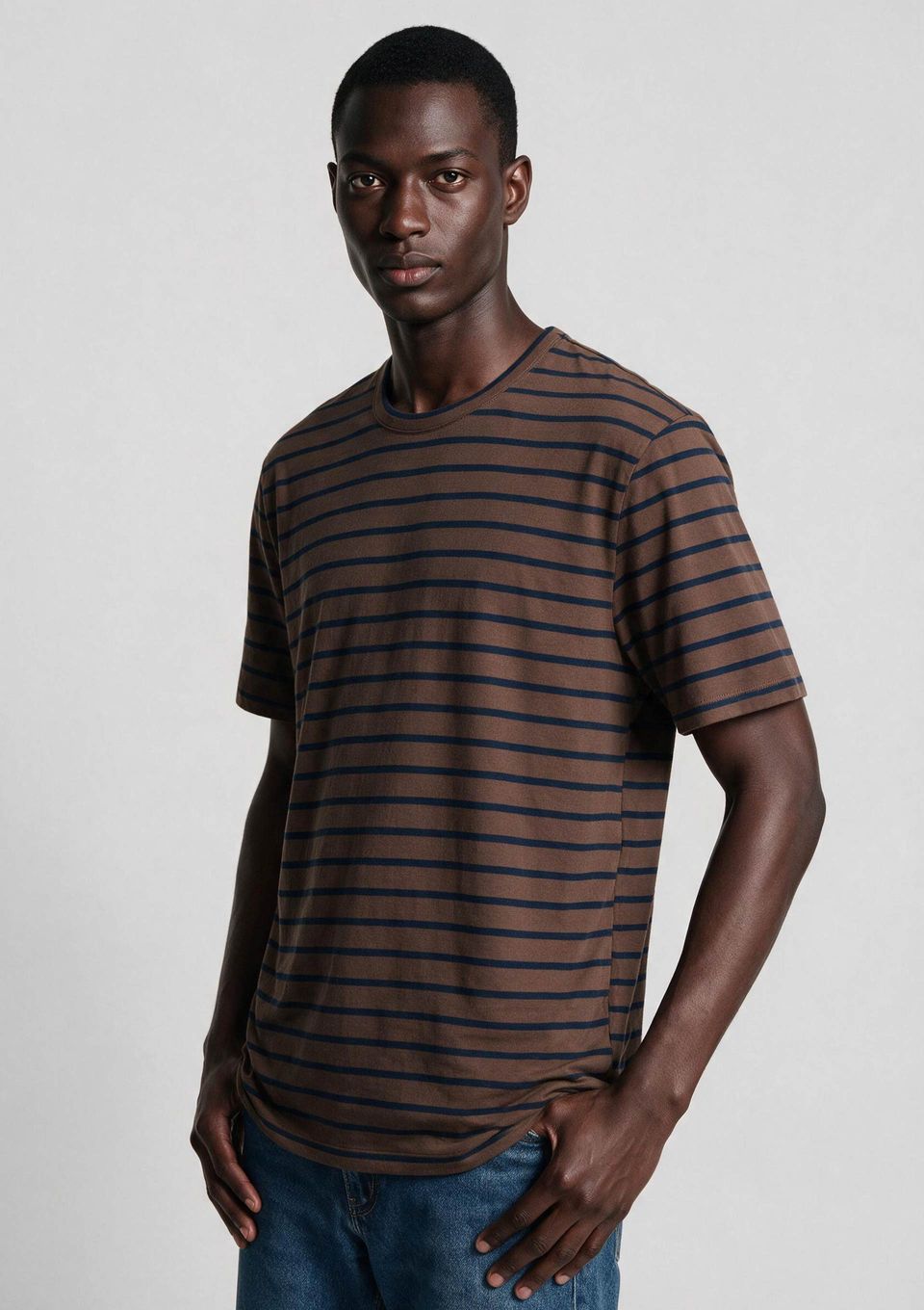 Camiseta Masculina Manga Curta Listrada - Marrom